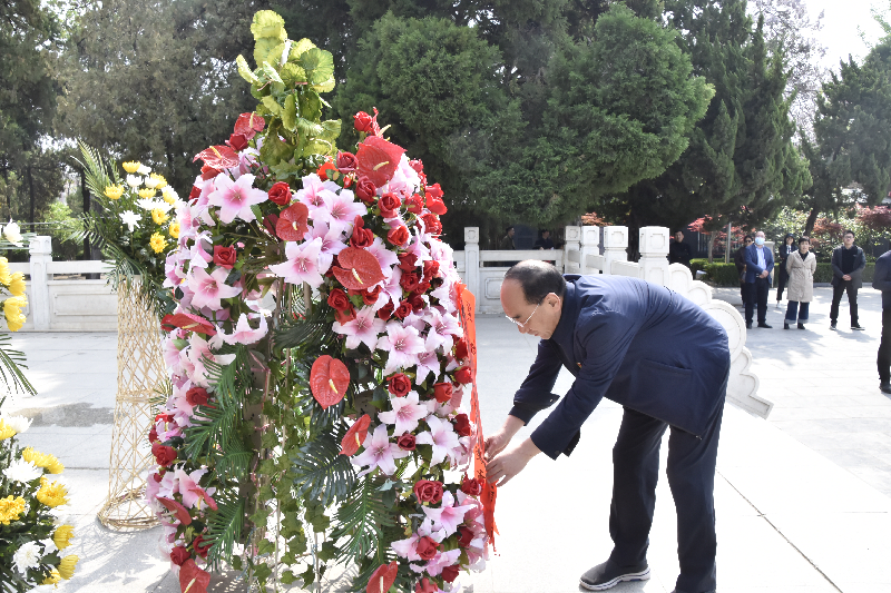 赢博手机站·官方版在线-赢博(中国)
党委赴兰考开展党史学习教育主题实践活动